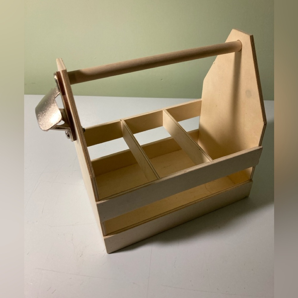 Wooden caddy holds 6 drinks & bottle opener on end